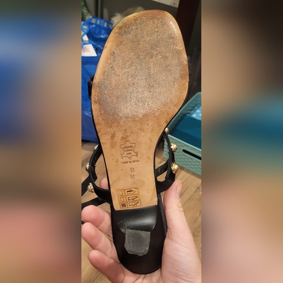 JON JOSEF CARSON Black & Faux Pearl Kitten Heels Size 9 - Picture 8 of 9